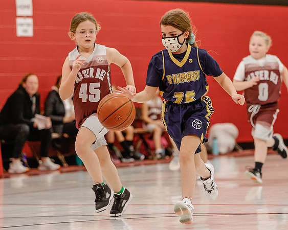 2022_01-Frackelton Basketball-0122