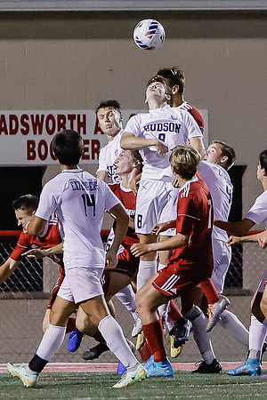 2022_09-HHS Soccer-8430