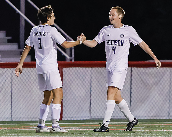 2022_09-HHS Soccer-8232
