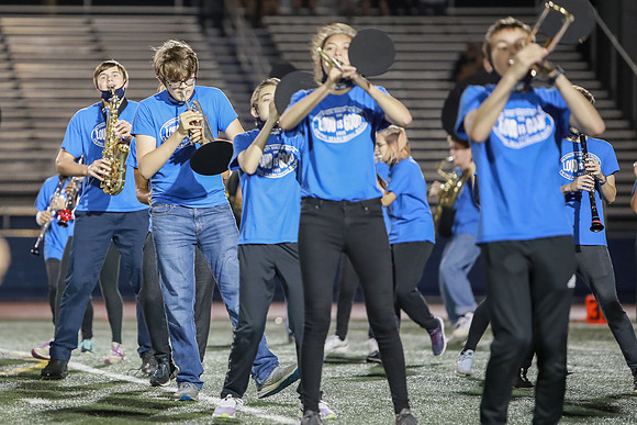 2020_10-HHS Football-1319