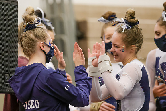 2021_02-HHS Gymnastics-9474