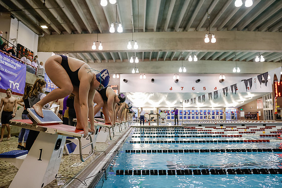 2022_01-HHS Swim-7284